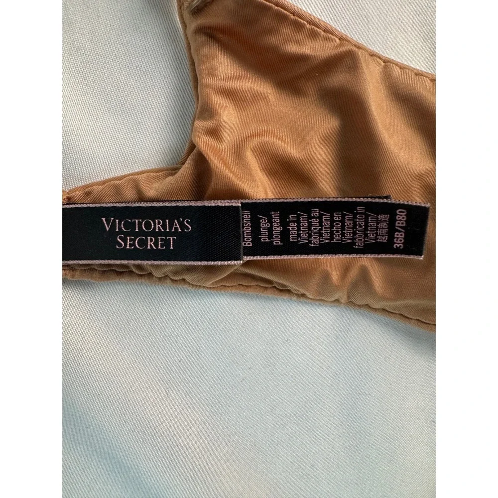 Victoria's Secret Bombshell Plunge Push-Up Bra Bronze Tan 36B 2-Cup Add